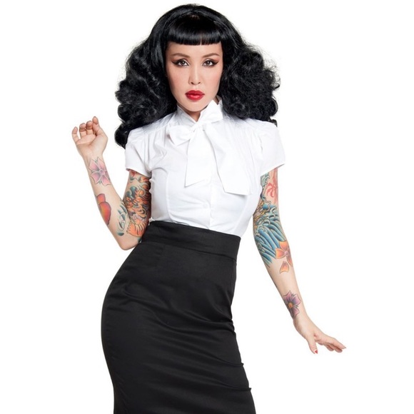 *SOLD* Heart of Haute Estelle Blouse - White - Picture 3 of 12